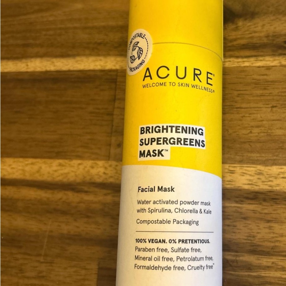 Brightening Supergreens Mask - Acure